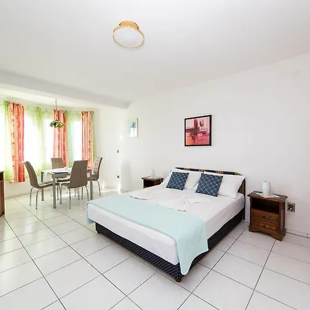 Kovac Apartament *